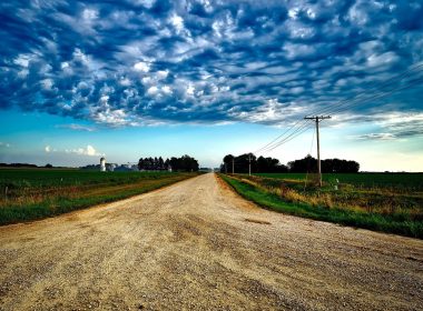 Iowa Governor Rejects Bill Limiting Eminent Domain For CO2 Pipeline - Carbon Herald