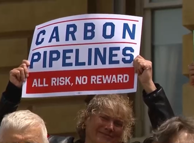 Iowa Landowners Protest Use Of Eminent Domain For Carbon Pipelines - Carbon Herald